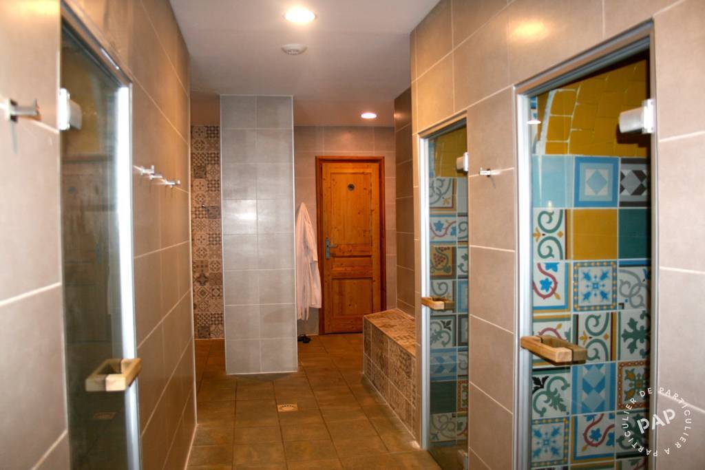 Espace spa relaxant pour le bien-être et la détente